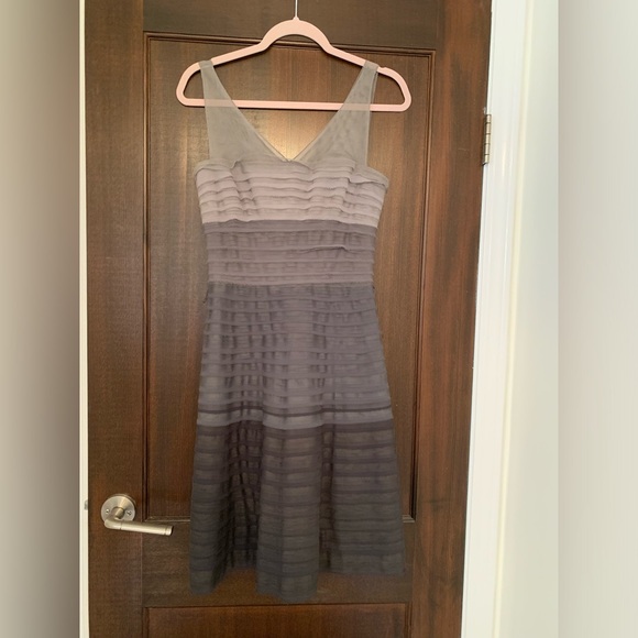 BCBG MAXAZRIA Wendy Grey Combo Mesh Tulle Cocktail Dress Size 4 - Picture 2 of 7